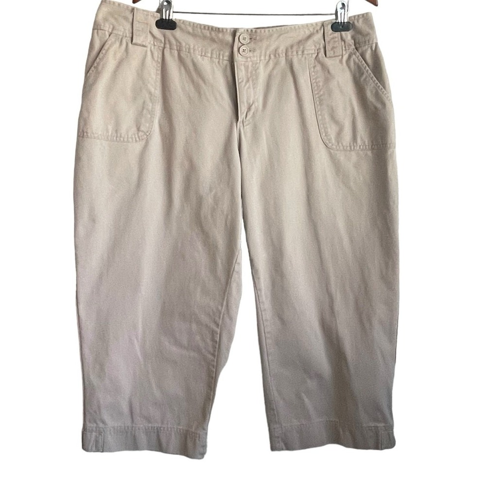 Cato Women Gorpcore Utility Capri Pants 20W Beige Minimalist Safari Granola
